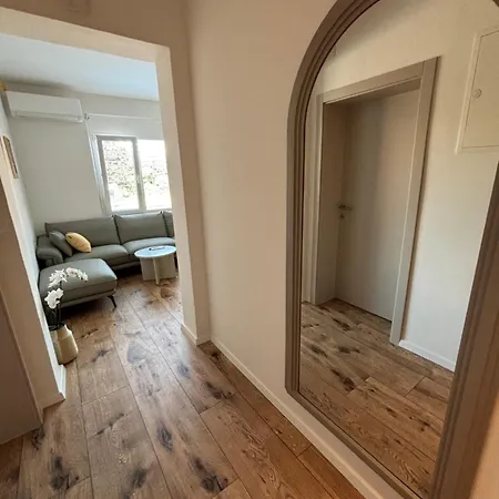 3 Bedroom With Parking Appartement *